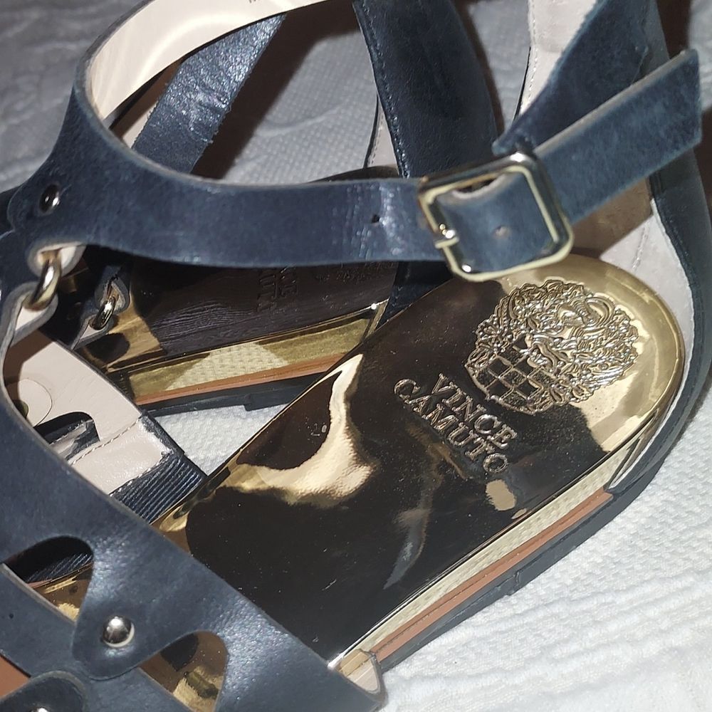 Vince Camuto sandals - Picture 8 of 8